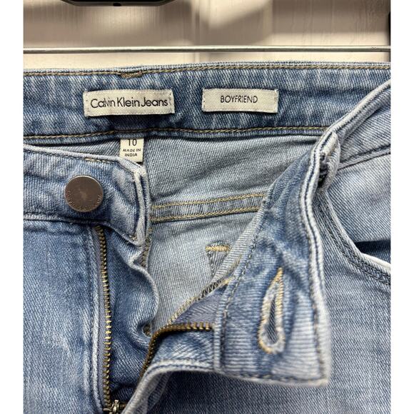 Calvin Klein Jeans, Boyfriend, Light Wash, Cropped, Women's Size 10 - Picture 2 of 4